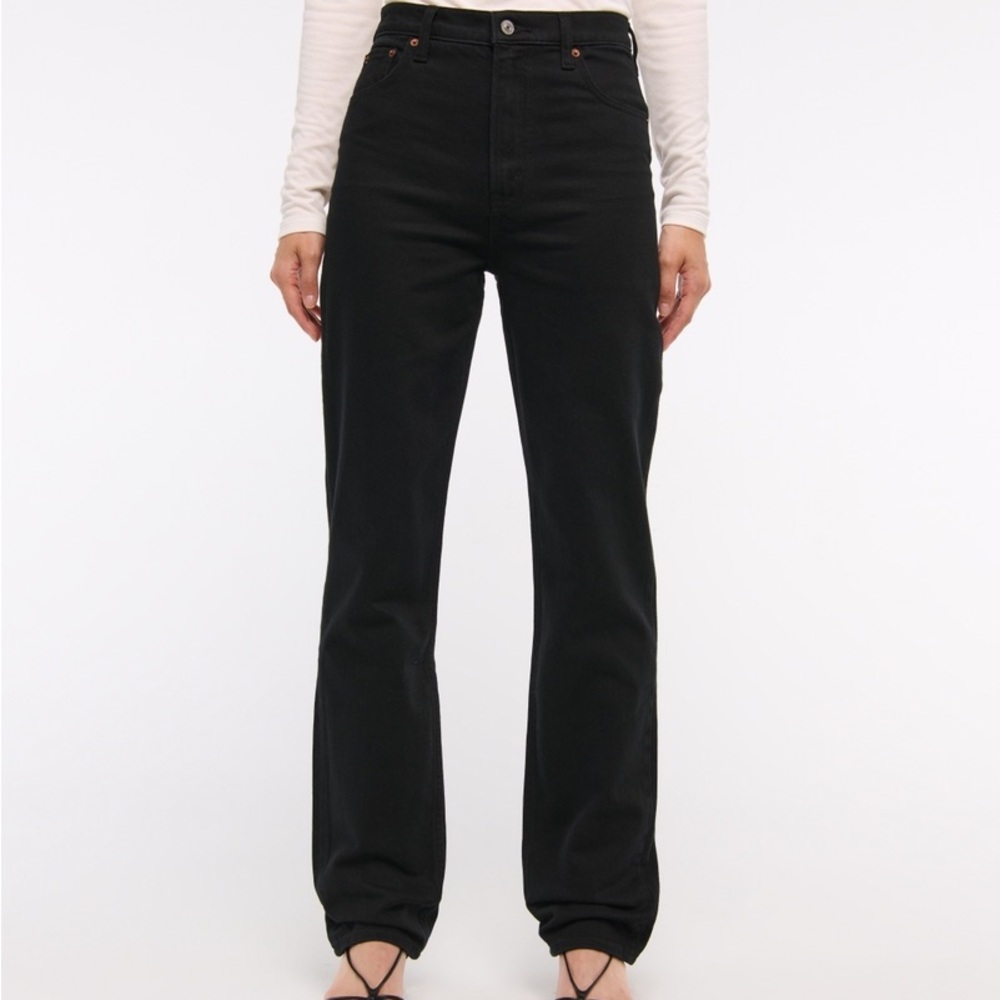 Abercrombie & Fitch The 90s Slim Straight
Ultra High Rise Jeans - Picture 6 of 15